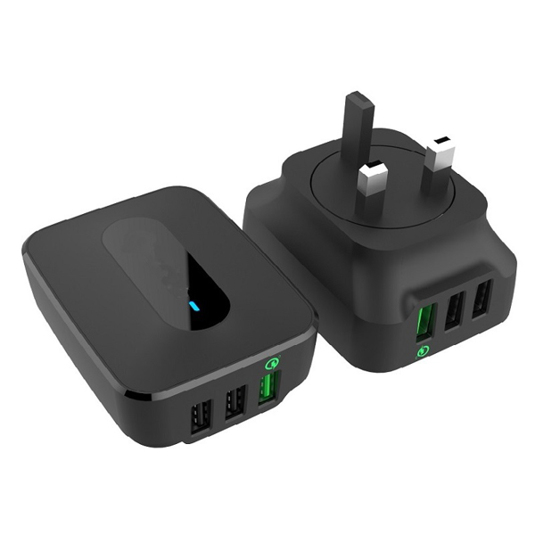 Speedy Charger USB Port in black with 3 USB ports
