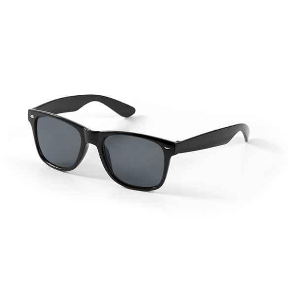 Classic sunglasses in black