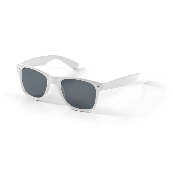 Classic sunglasses in white