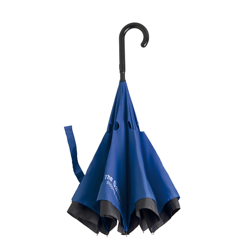 Dundee Umbrella in navy closed