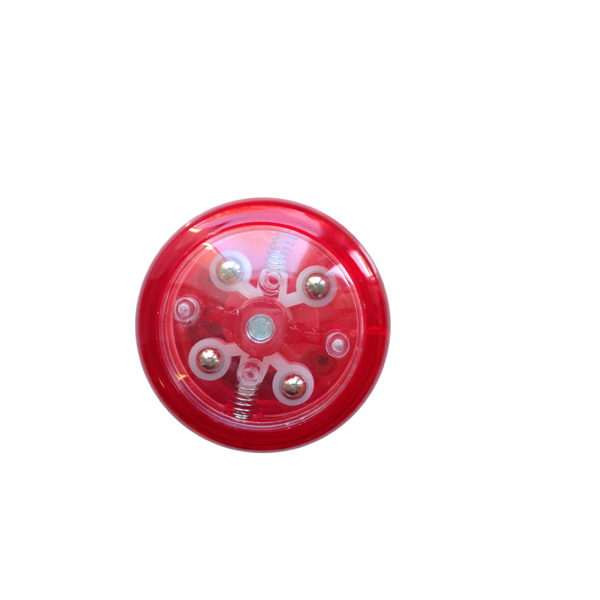 Light and Clutch Yo-Yo in red