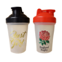 2 protein shakers with different coloured lids
