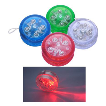 Light and Clutch Yo-Yo in green, blue, red and clear