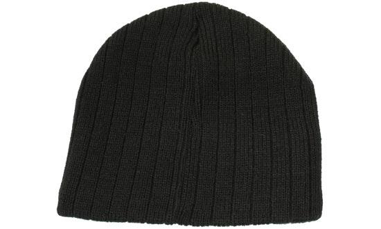 Cable Knit Beanie in black