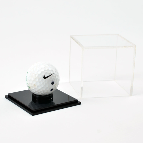 Picture of Golf Ball Display Cases
