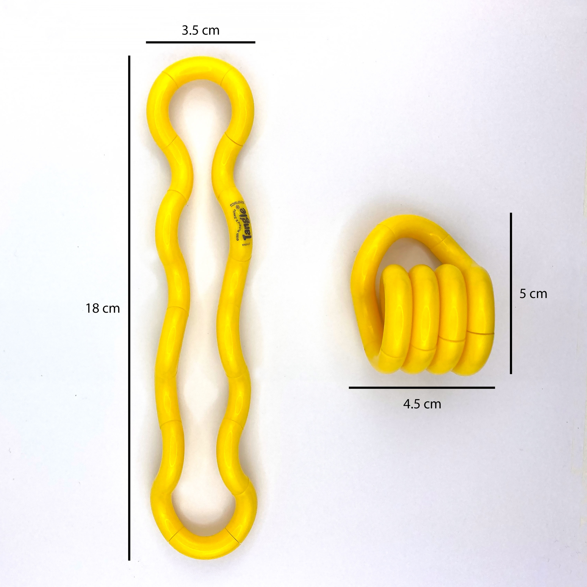 solid yellow tangle with measurements