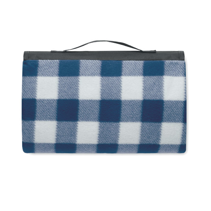 picnic blanket in blue 