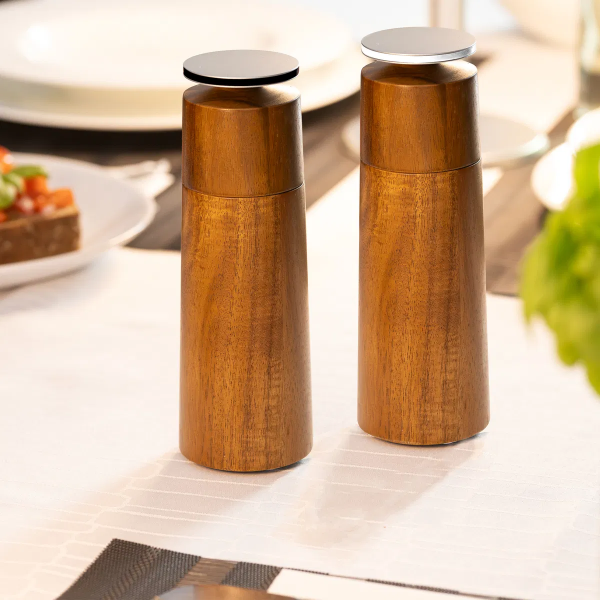 Picture of Salt & Pepper Mills