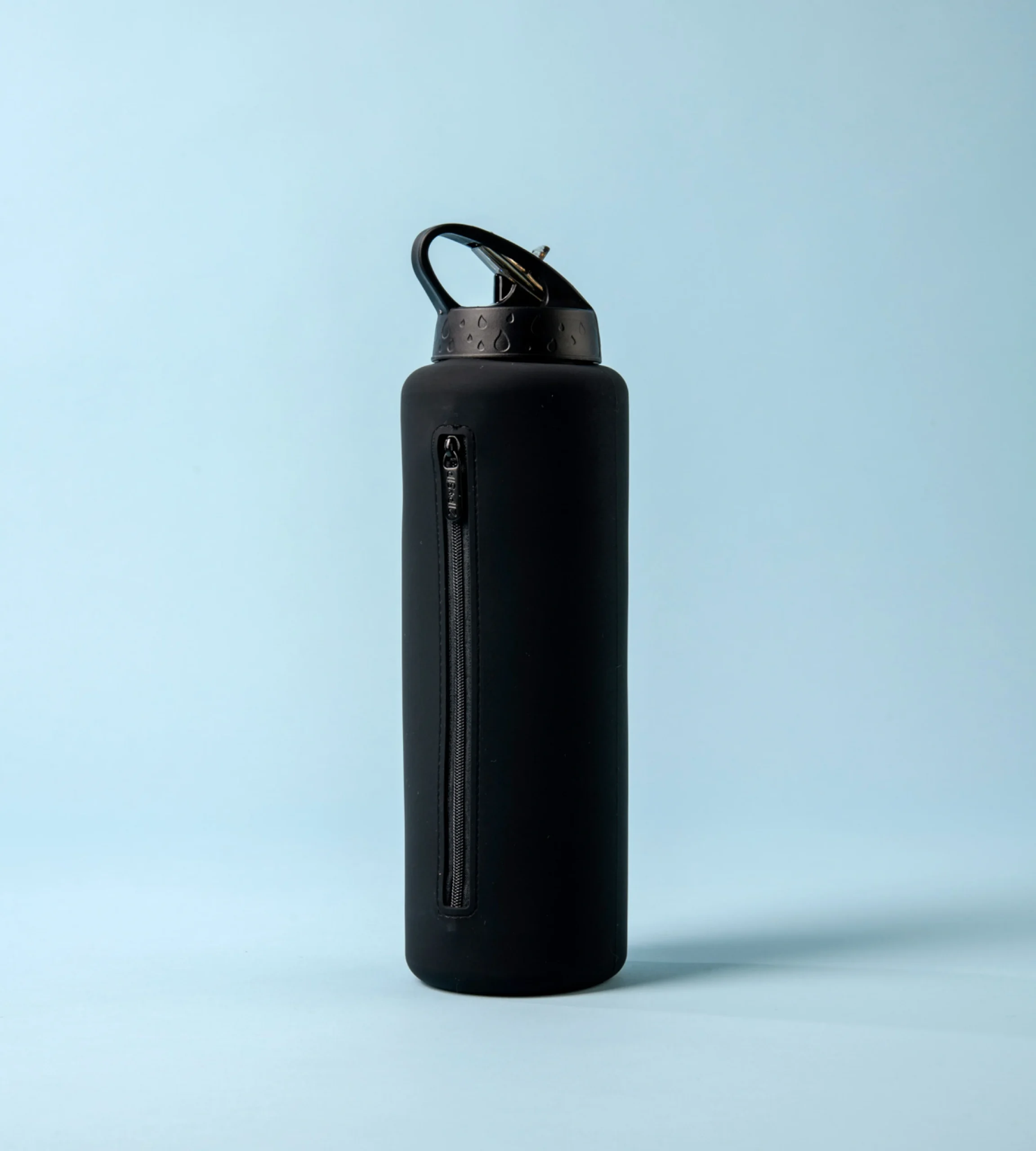 Zip+Sip Bottle in Black 