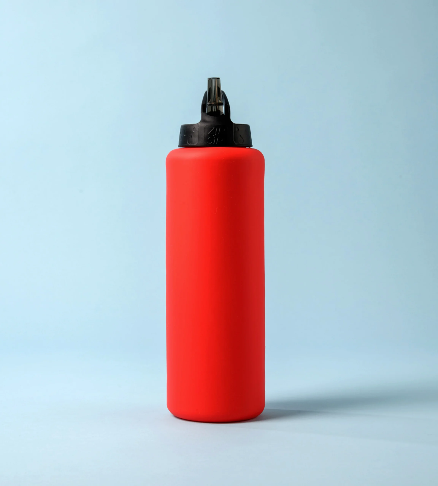Zip+Sip Bottle in Red