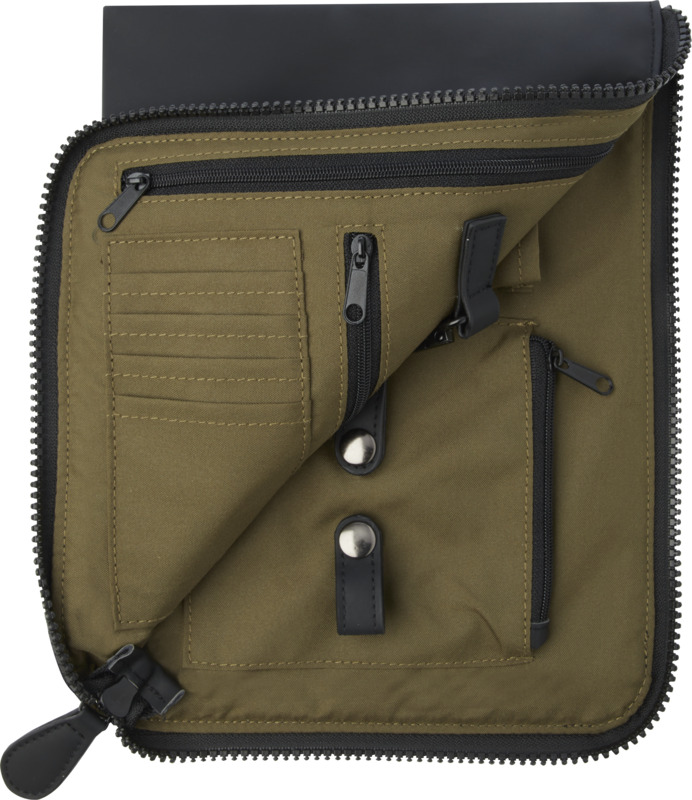 Organiser clutch open showing pockets